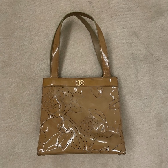 Vintage Chanel Mustered Colored Patent Leather Medium-sized Handbag - Picture 1 of 12